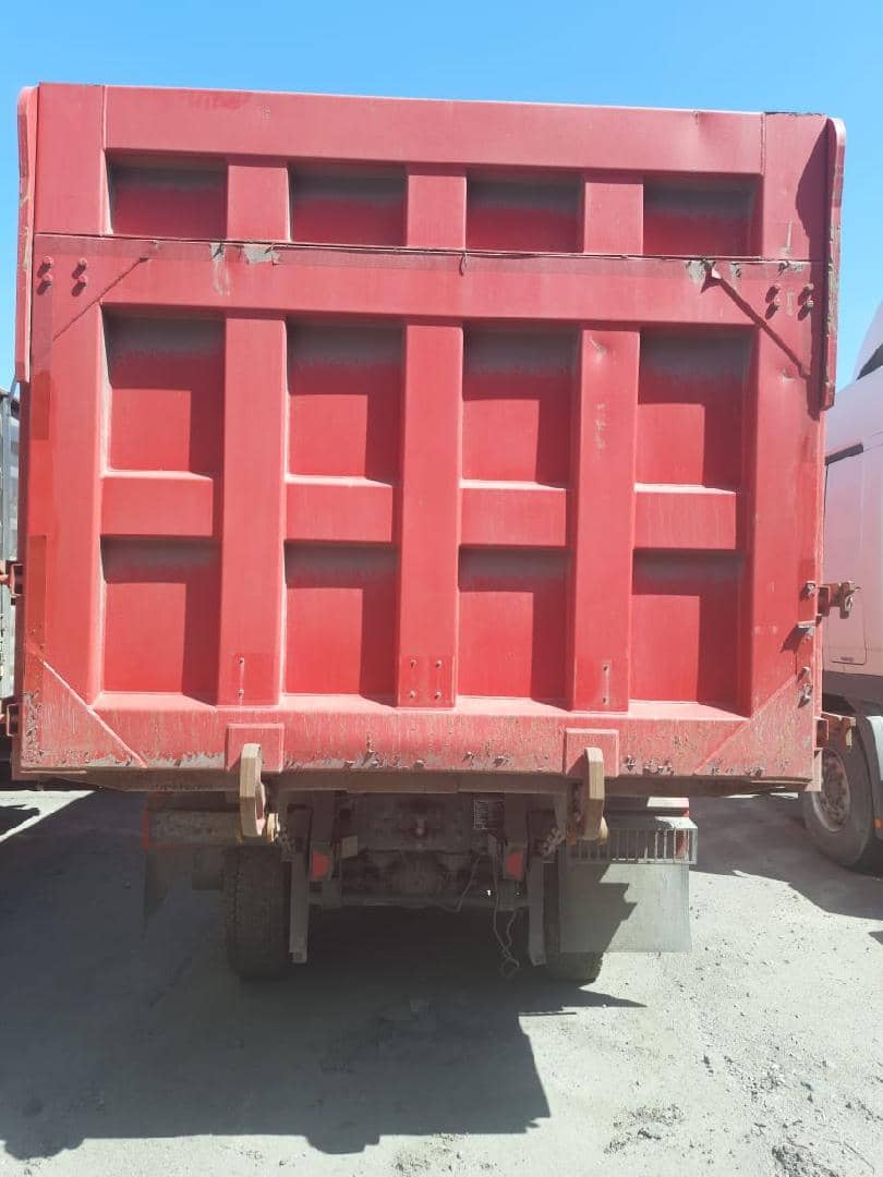 HONGYAN CQ3406HV39,  50 000 км, 2022 года