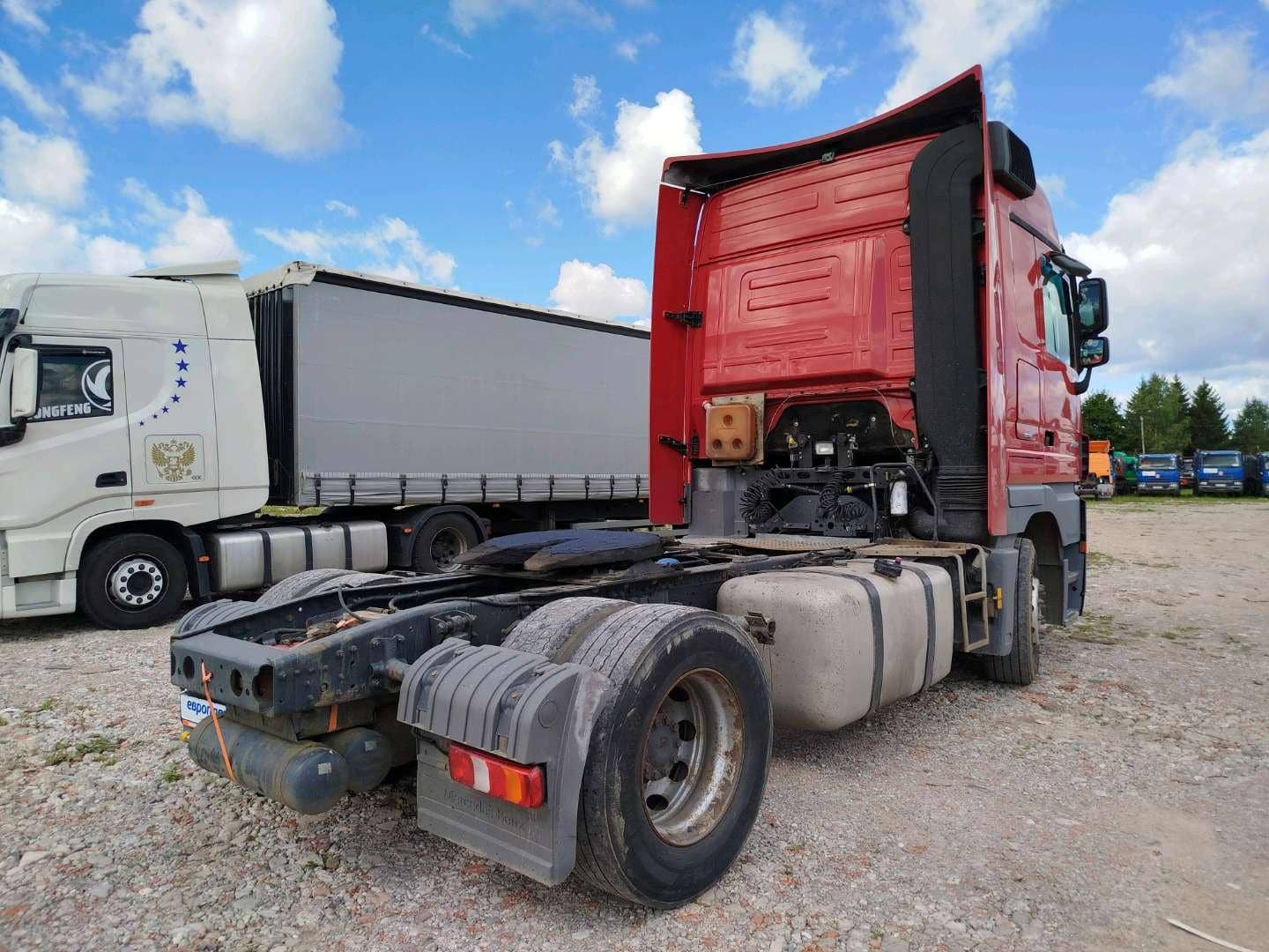 Mercedes-Benz Actros 3 1844 LS 4x2 (L),  1 400 000 км, 2018 года в лизинг