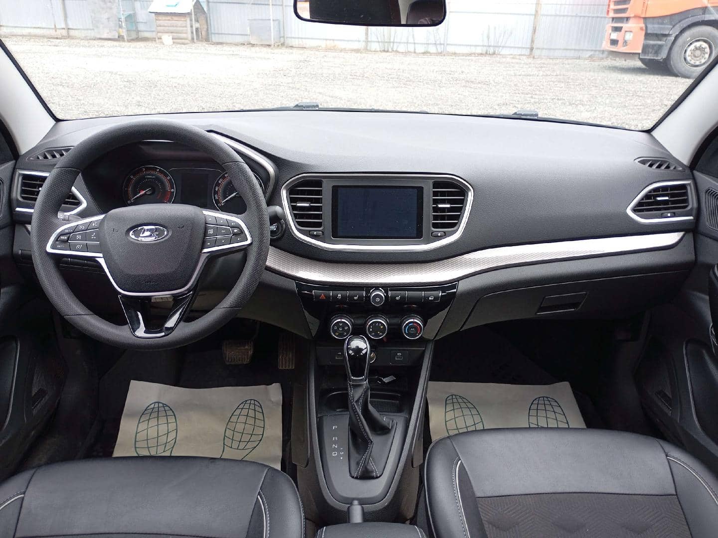Lada Vesta универсал Кросс,  40 476 км, 2024 года в лизинг