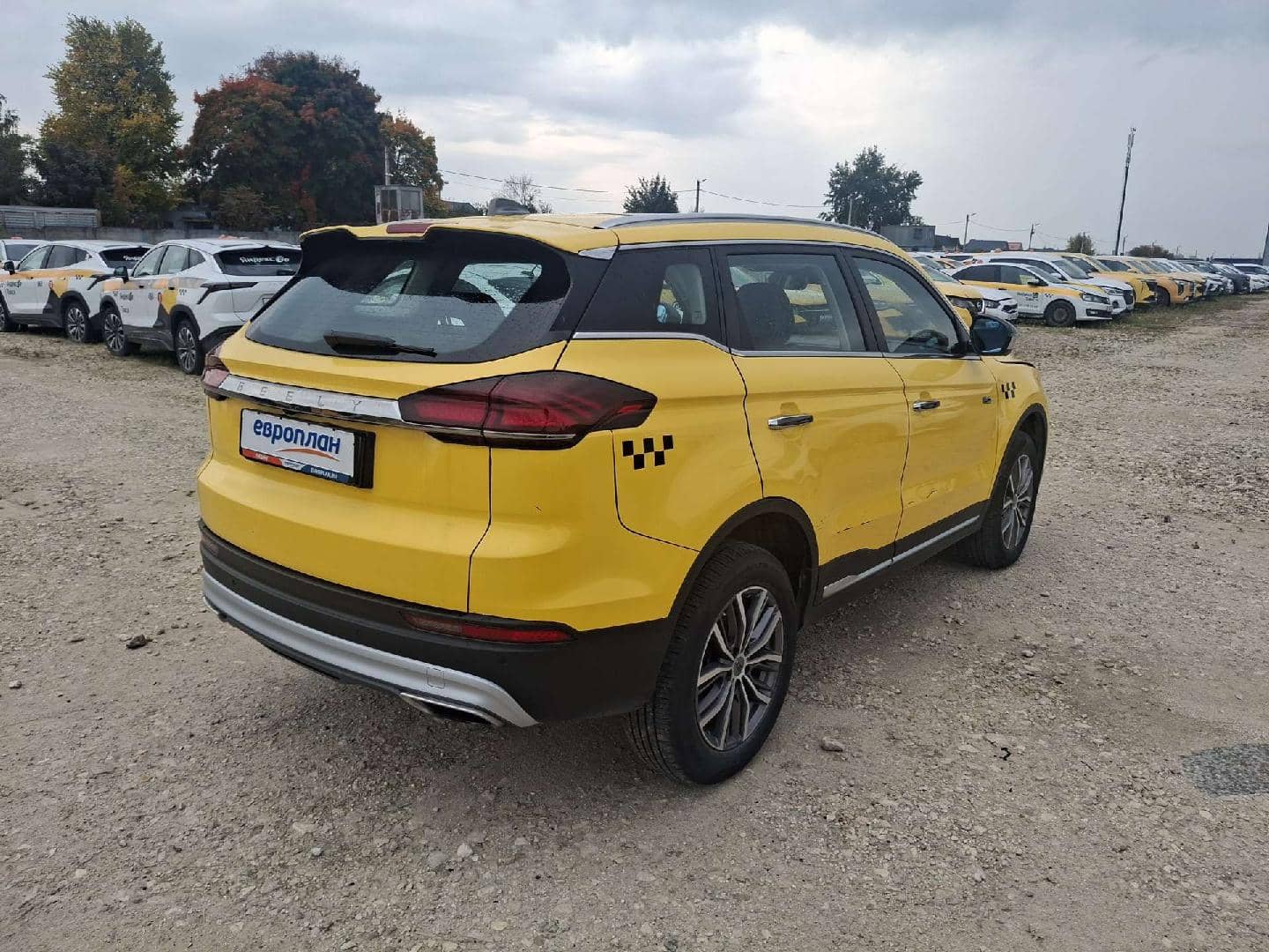 Geely Atlas Pro,  35 739 км, 2024 года в лизинг