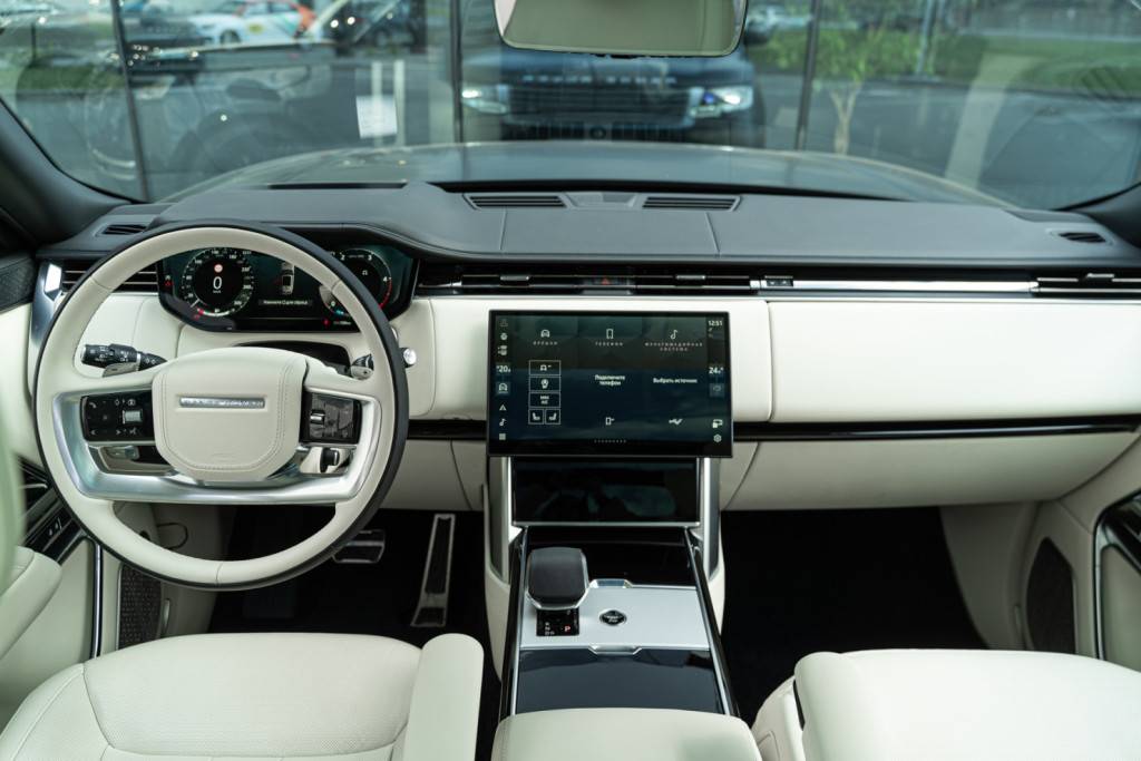 Land Rover Range Rover В6 3.0 дизель 350 л.с. гибрид Автобиография (Autobiography)