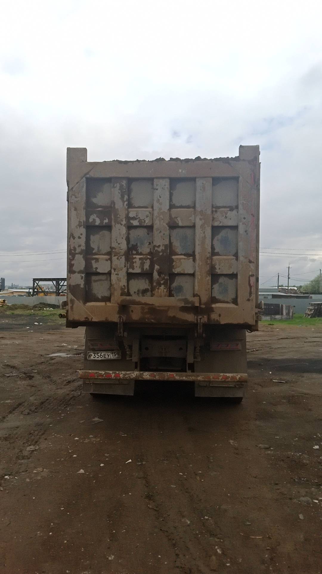 FAW CA3310P66K24T4E5 8х4,  113 178 км, 2023 года в лизинг