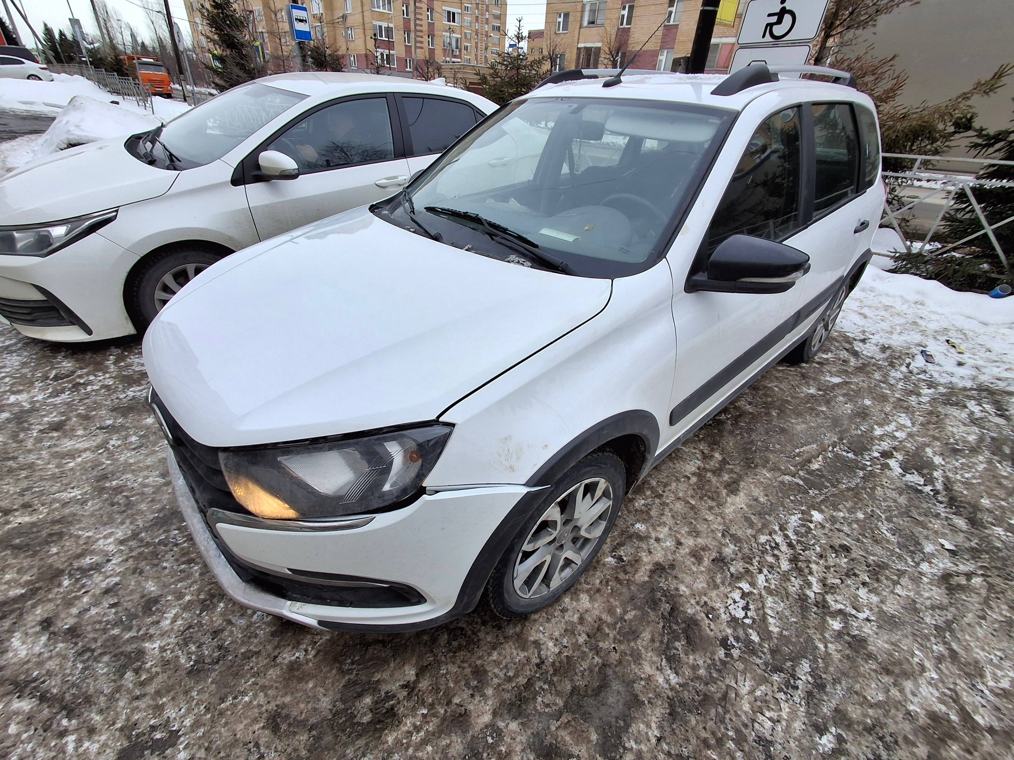 Lada Granta Cross,  68 960 км, 2023 года в лизинг