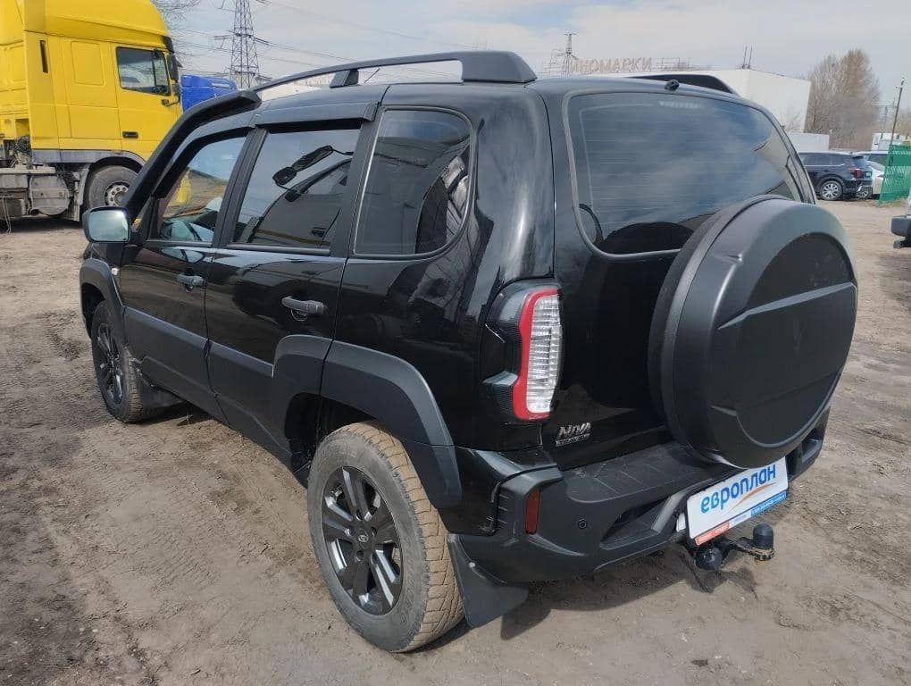 Lada Niva Travel,  103 682 км, 2023 года в лизинг