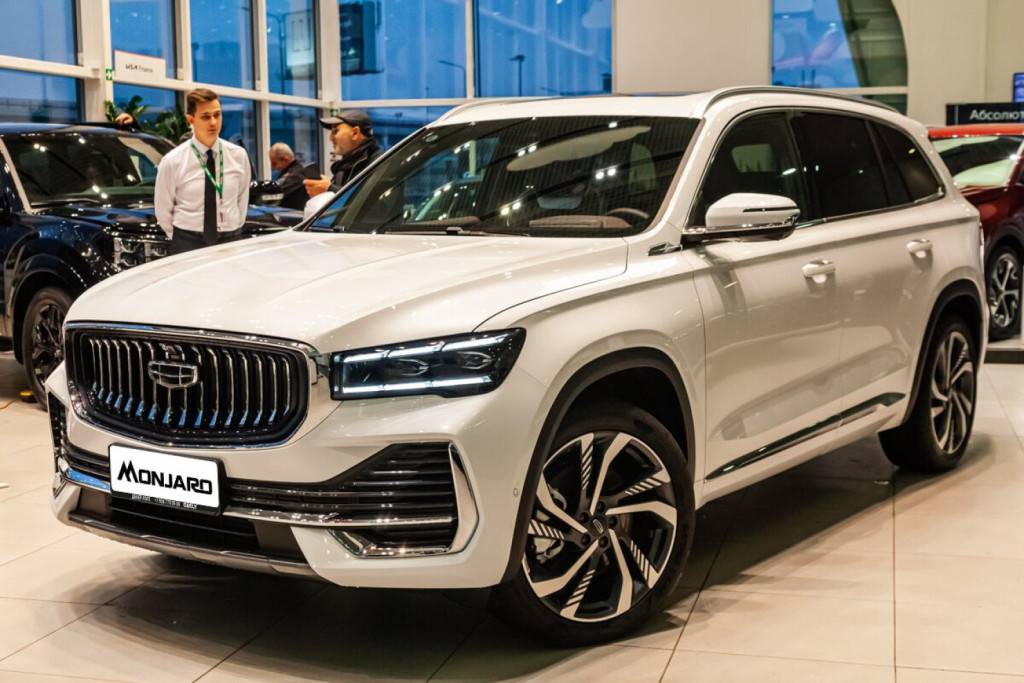 Geely Monjaro Flagship SE 2.0T (238 hp) 8AT 4WD