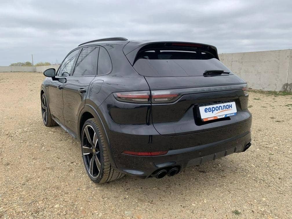 Porsche Cayenne,  76 432 км, 2020 года в лизинг