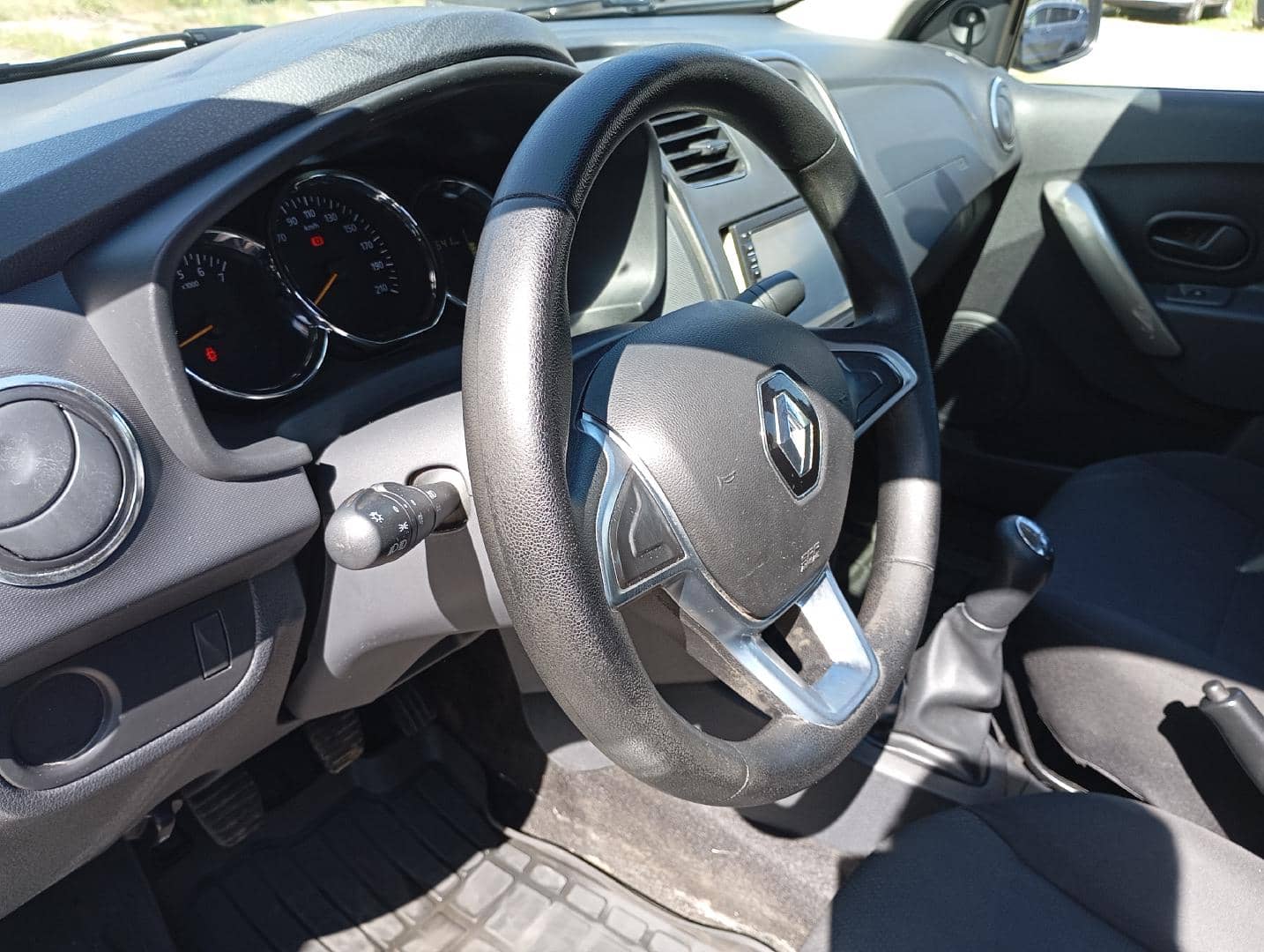 Renault Logan II,  161 641 км, 2019 года в лизинг