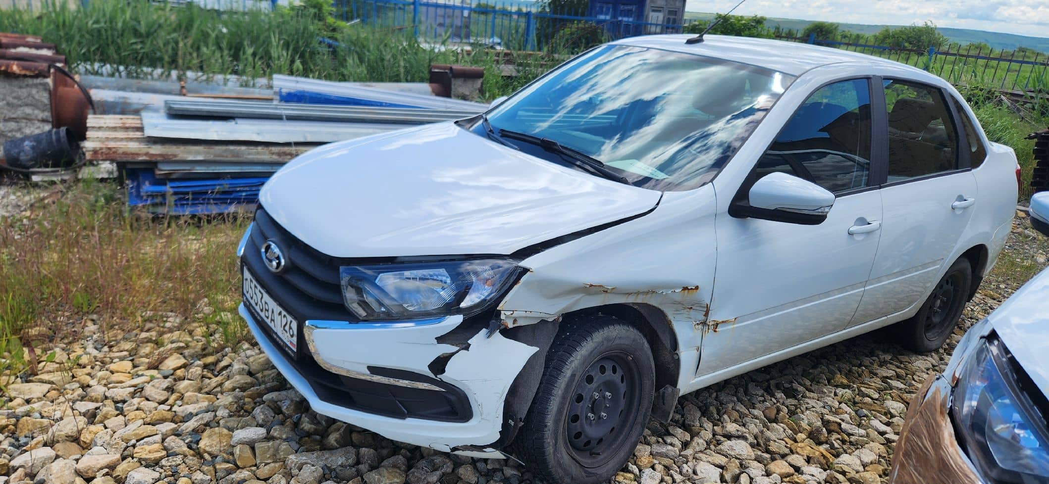 Lada Granta седан,  27 875 км, 2024 года в лизинг