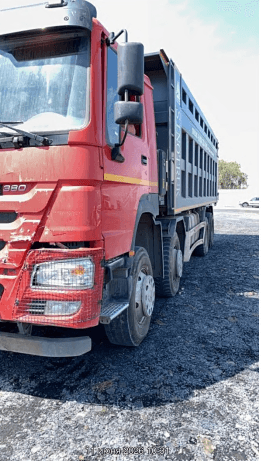 HOWO ZZ3407S3867E 8x4,  119 336 км, 2023 года в лизинг