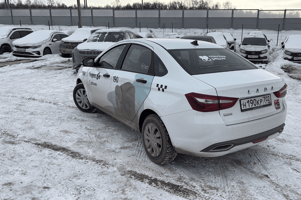 Lada Vesta седан,  113 454 км, 2024 года в лизинг