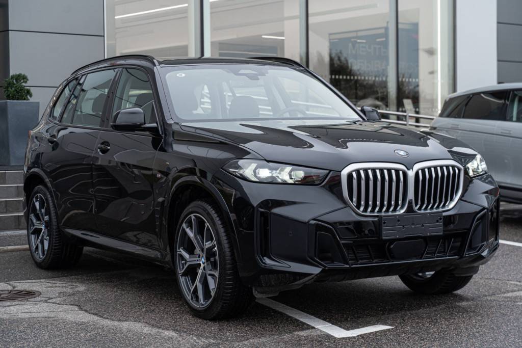 BMW X5 xDrive30Li AT Premium M Sport