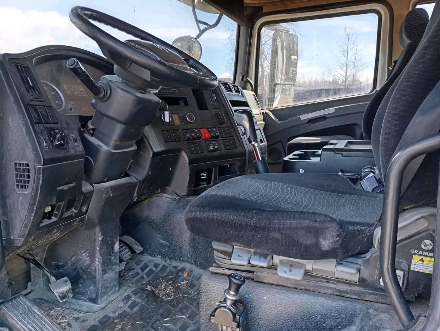 Shacman SX32586V384,  200 921 км, 2022 года в лизинг