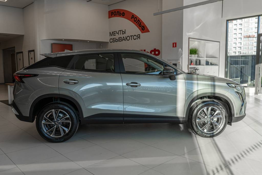 OMODA C5 1.6T DCT Supreme BI 4WD FL