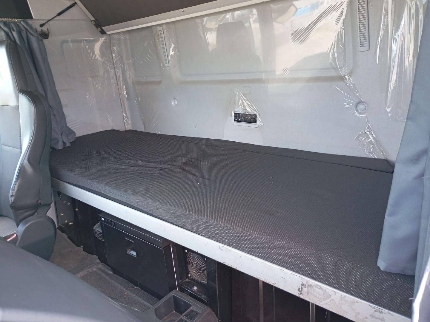 Sitrak С7Н 6×4 ZZ4256V364HE,  126 653 км, 2023 года в лизинг
