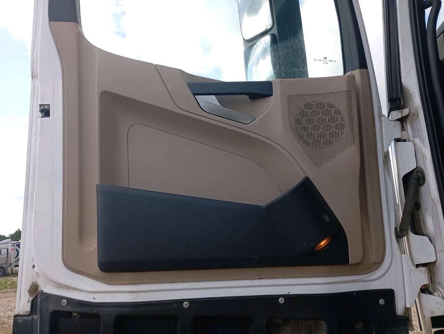 Mercedes-Benz Actros 2648 LS 6X4 (StreamSpace),  414 853 км, 2022 года в лизинг