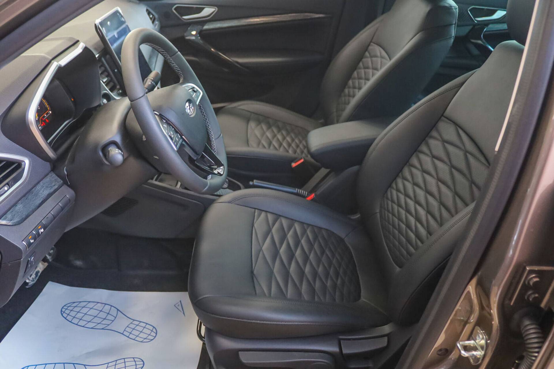 Lada Aura 1.8 CVT 2WD Status