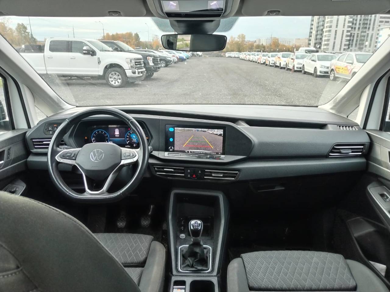 Volkswagen Caddy Лот 000004270