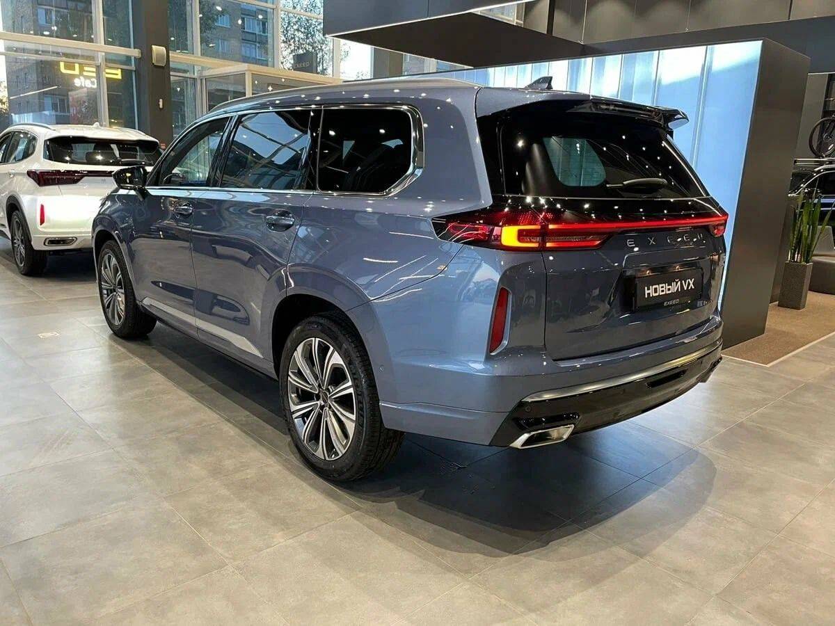 EXEED VX President 7 мест 2.0T 8AT 4WD