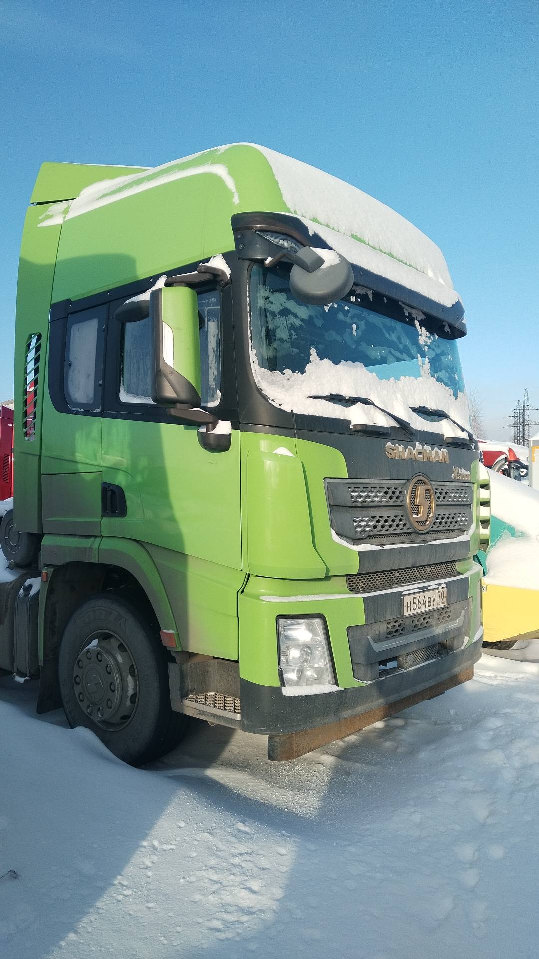 Shacman SX42584V324,  304 851 км, 2022 года в лизинг