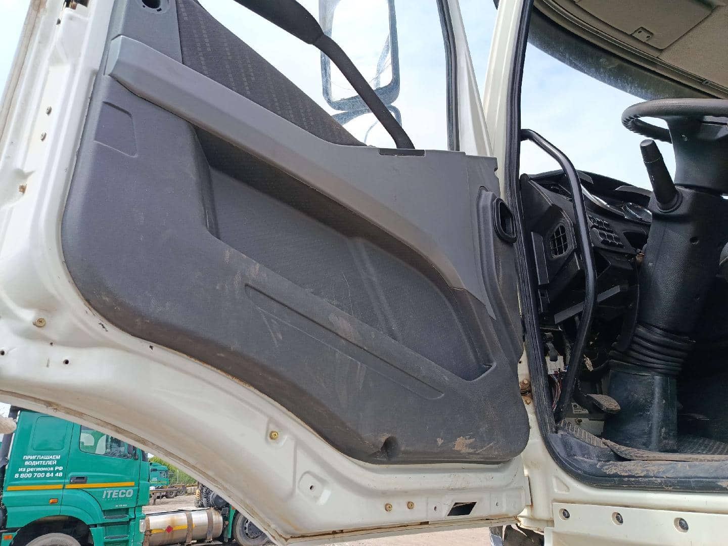 FAW CA3250P66K24L1TE5 6x6,  90 553 км, 2022 года в лизинг