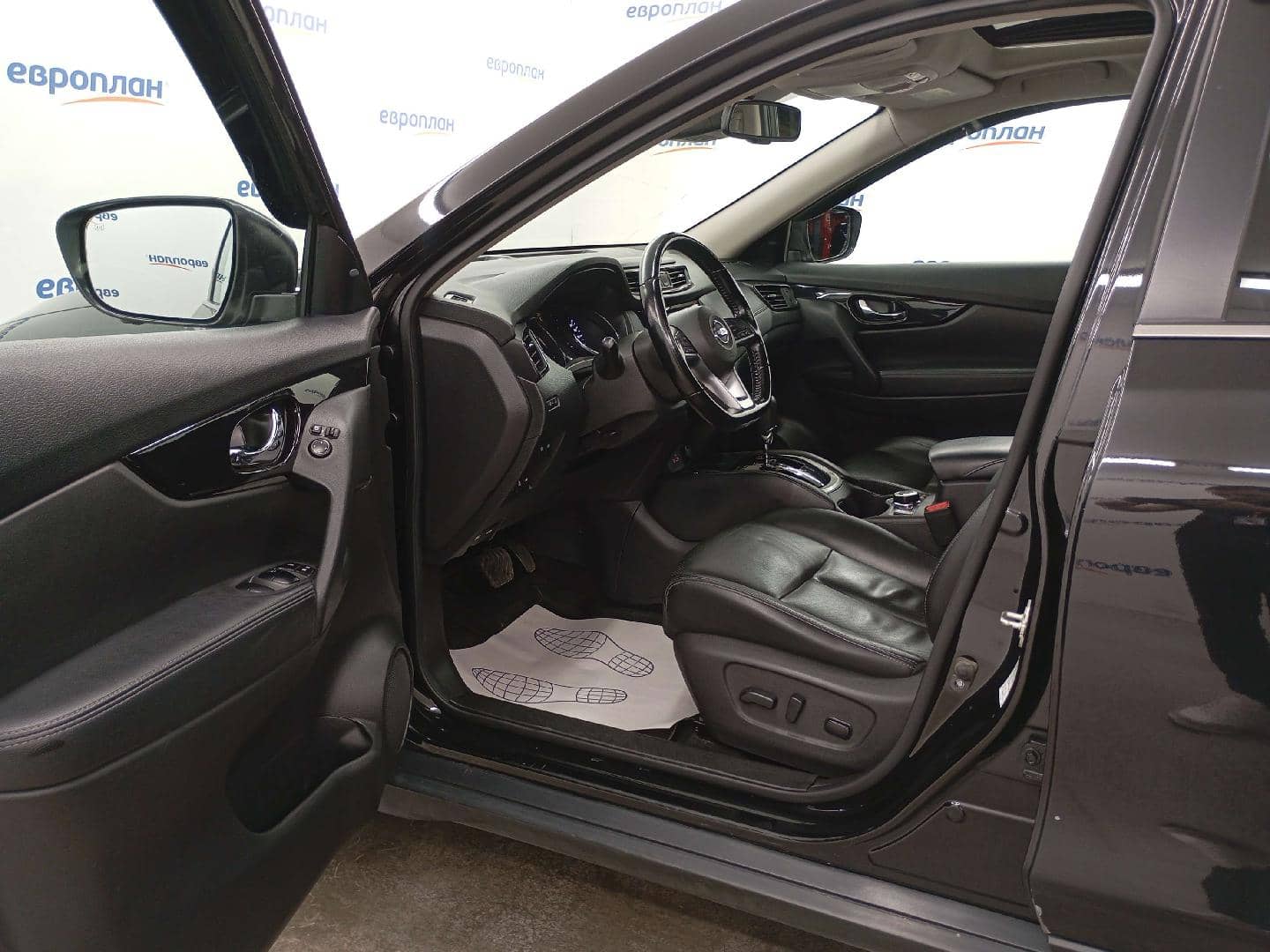 Nissan X-Trail,  156 000 км, 2021 года в лизинг