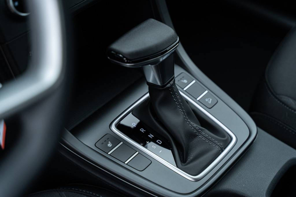 Solaris HC Classic 1.6 6AT 2WD