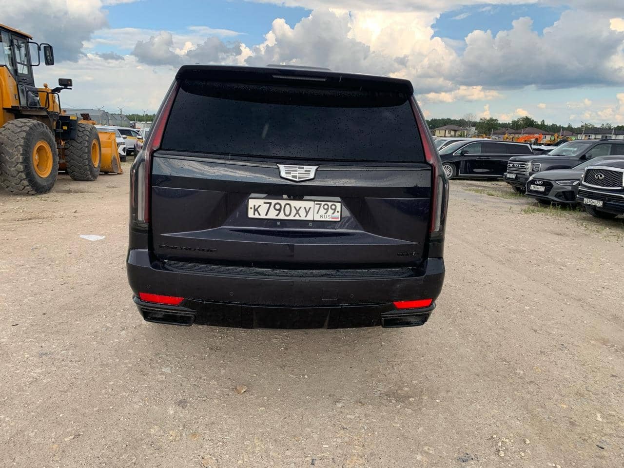 Cadillac Escalade,  133 484 км, 2024 года в лизинг