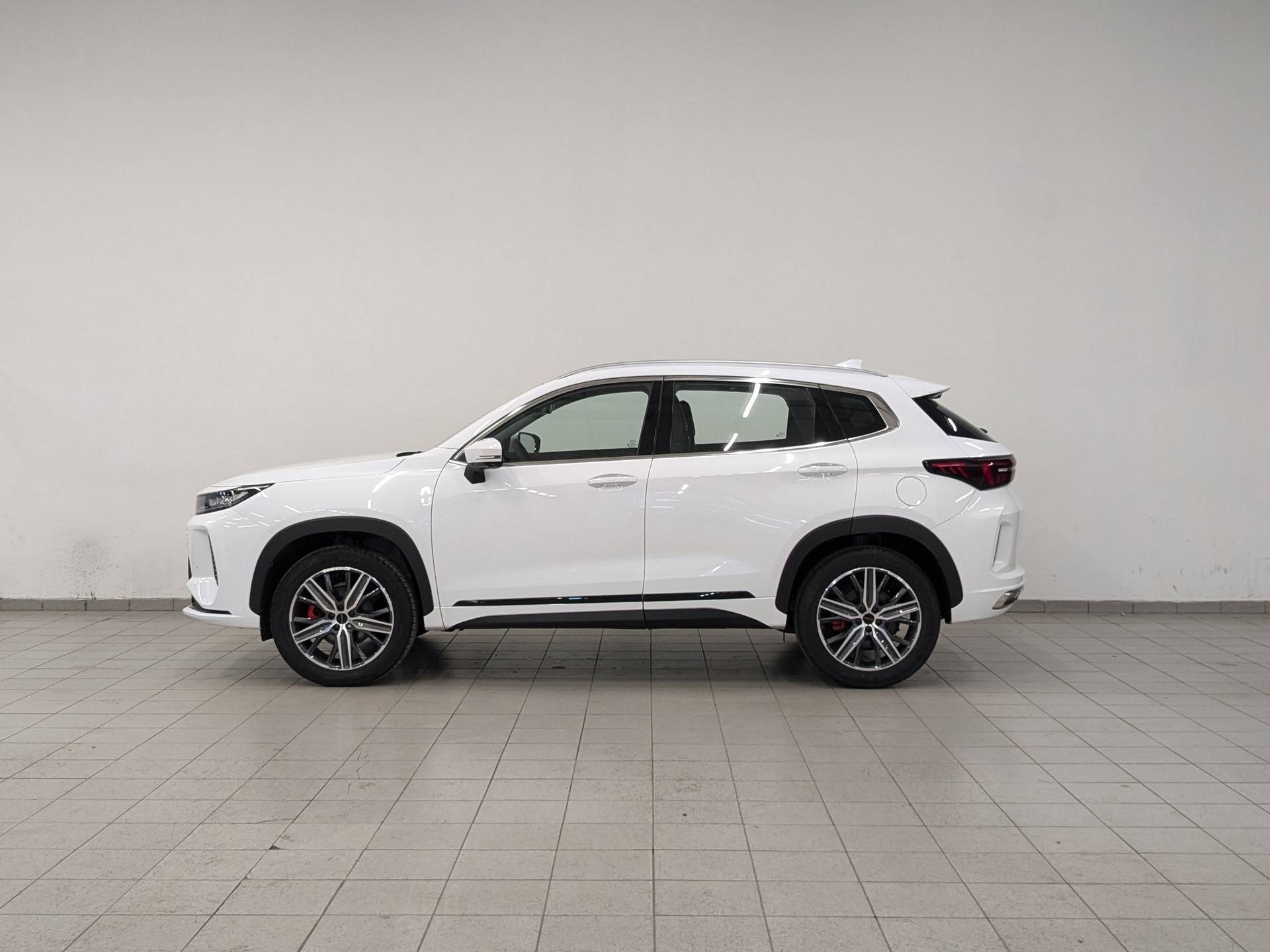 EXEED LX Premium 1.6T 7DCT 4WD