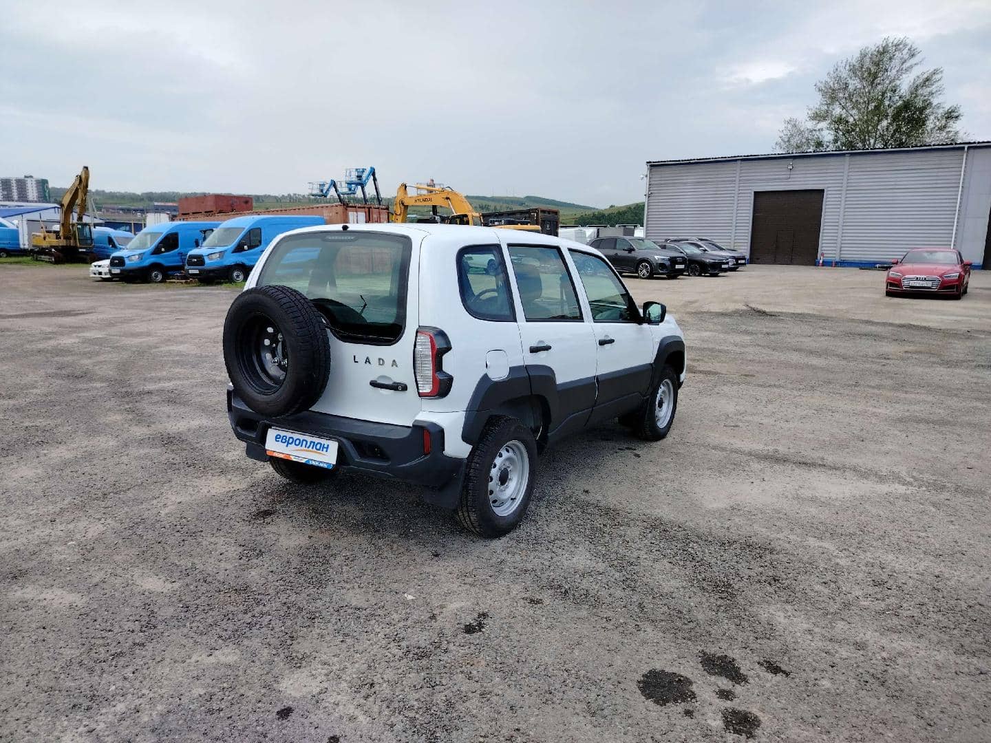Lada Niva Travel,  8 071 км, 2025 года в лизинг