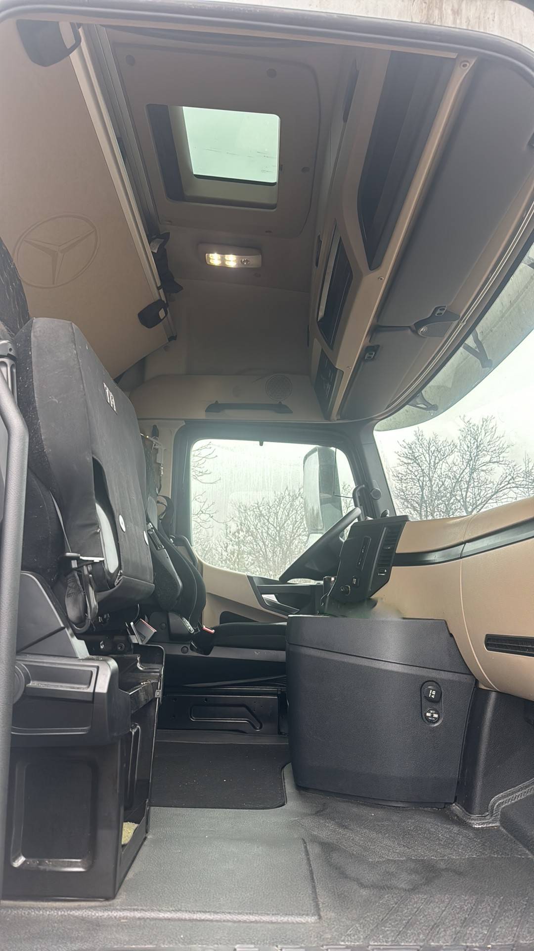 Mercedes-Benz Actros 5 1845 LS 4x2 (BigSpace),  680 704 км, 2021 года в лизинг