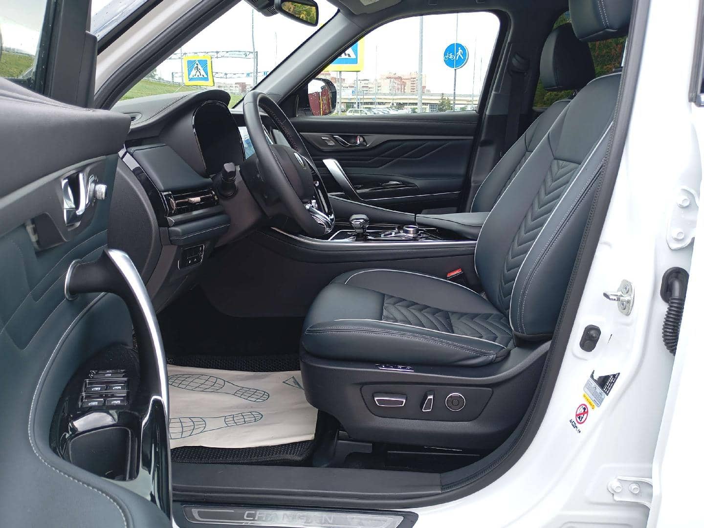 Changan CS95,  59 725 км, 2024 года в лизинг