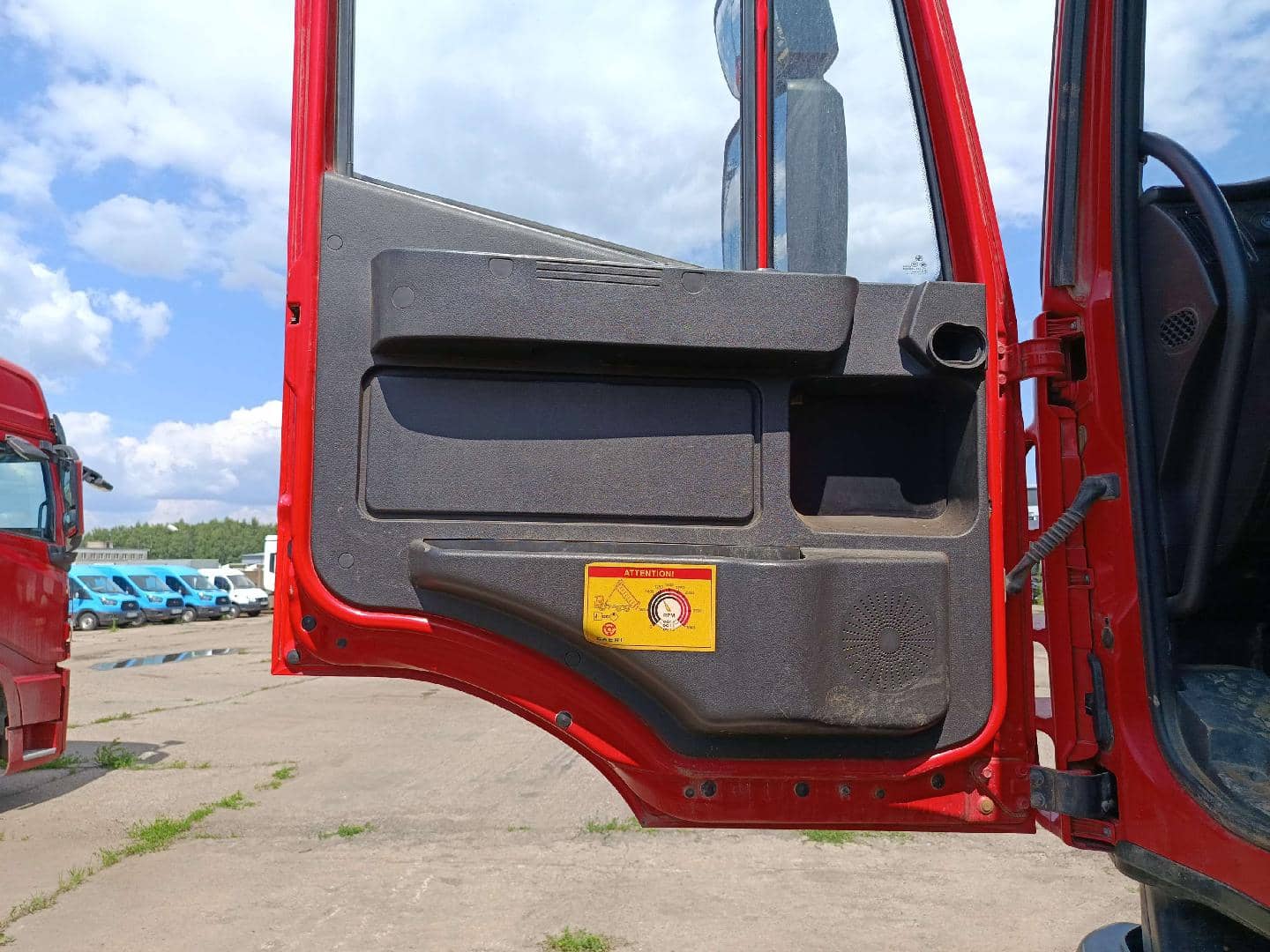 HONGYAN CQ3406HV39,  275 882 км, 2023 года в лизинг