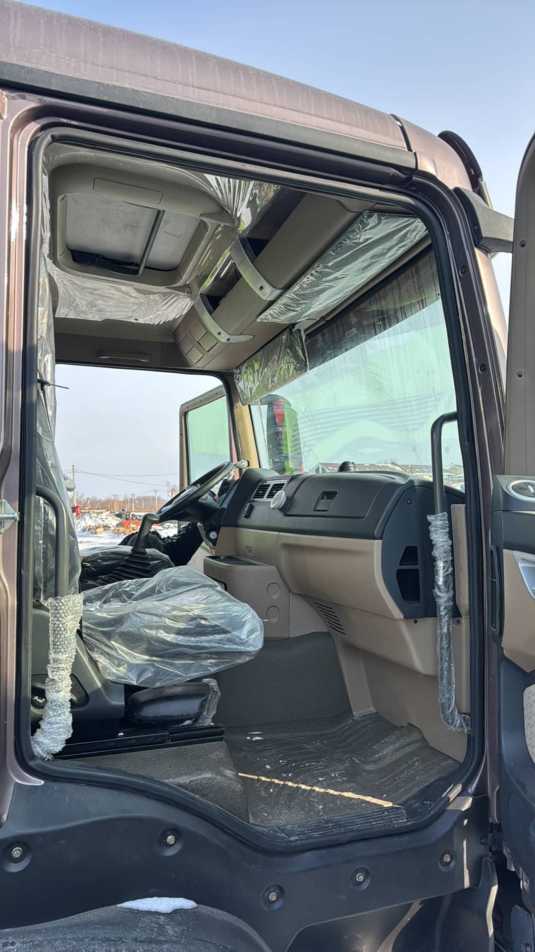 HOWO ZZ3257V384GE1 6x4,  24 989 км, 2022 года в лизинг