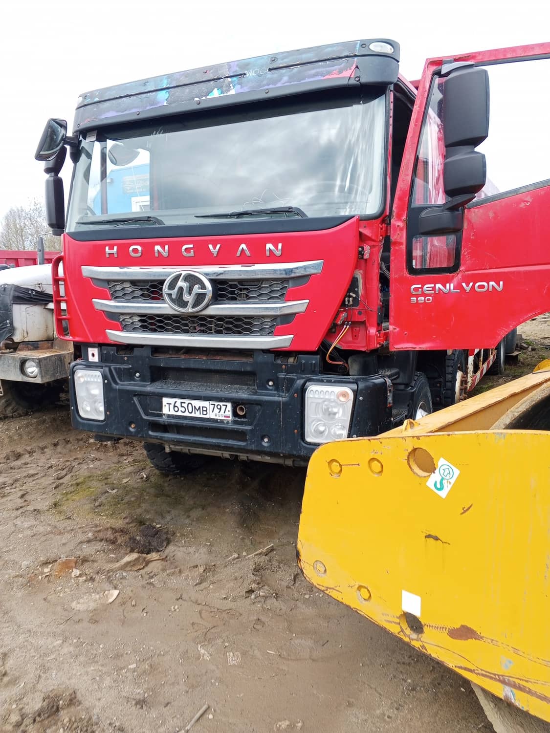 HONGYAN CQ3406HV39,  113 826 км, 2022 года в лизинг