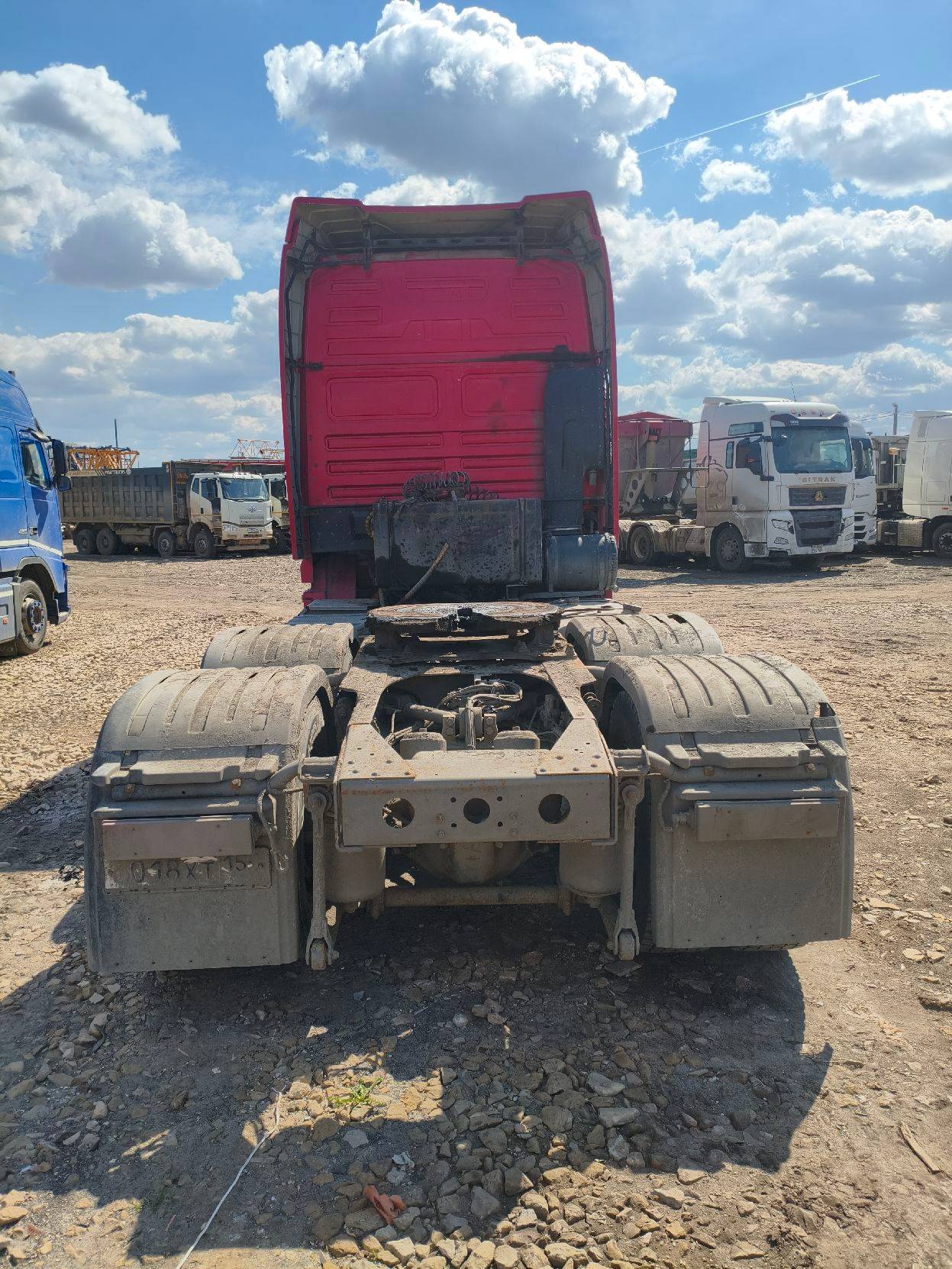 Shacman SX42584V324,  184 333 км, 2023 года в лизинг