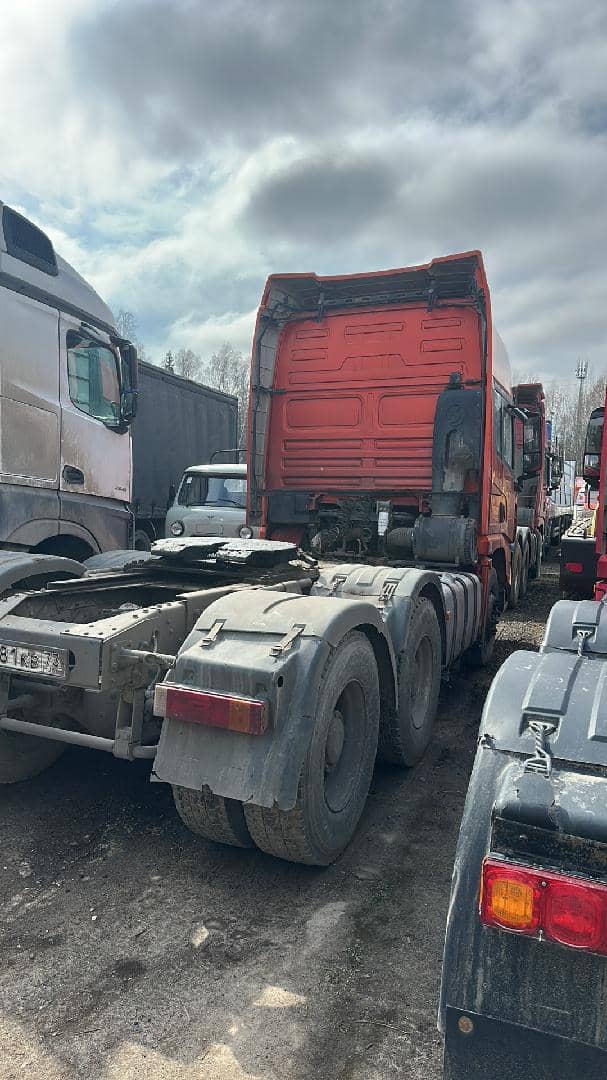 Shacman SX42584V324,  271 000 км, 2022 года в лизинг