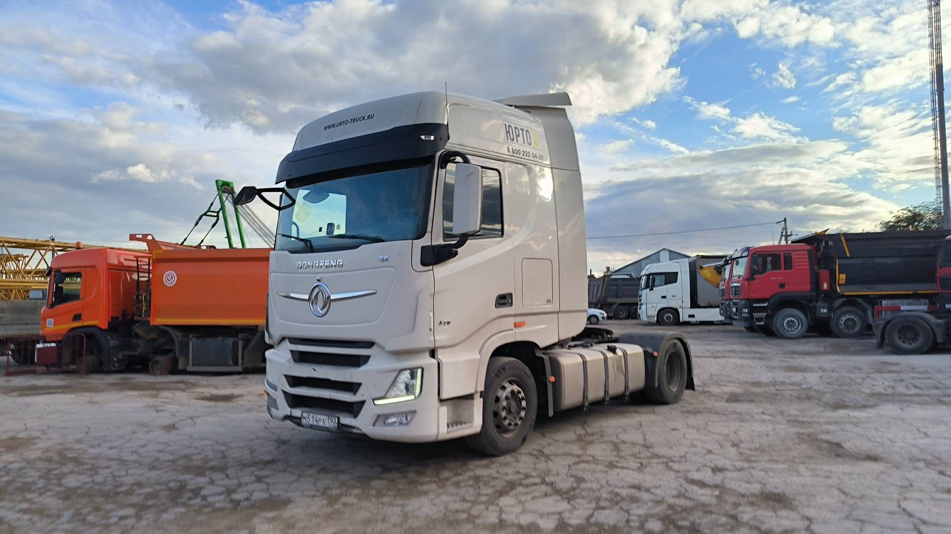 DongFeng DFH4180 4x2,  280 031 км, 2022 года в лизинг