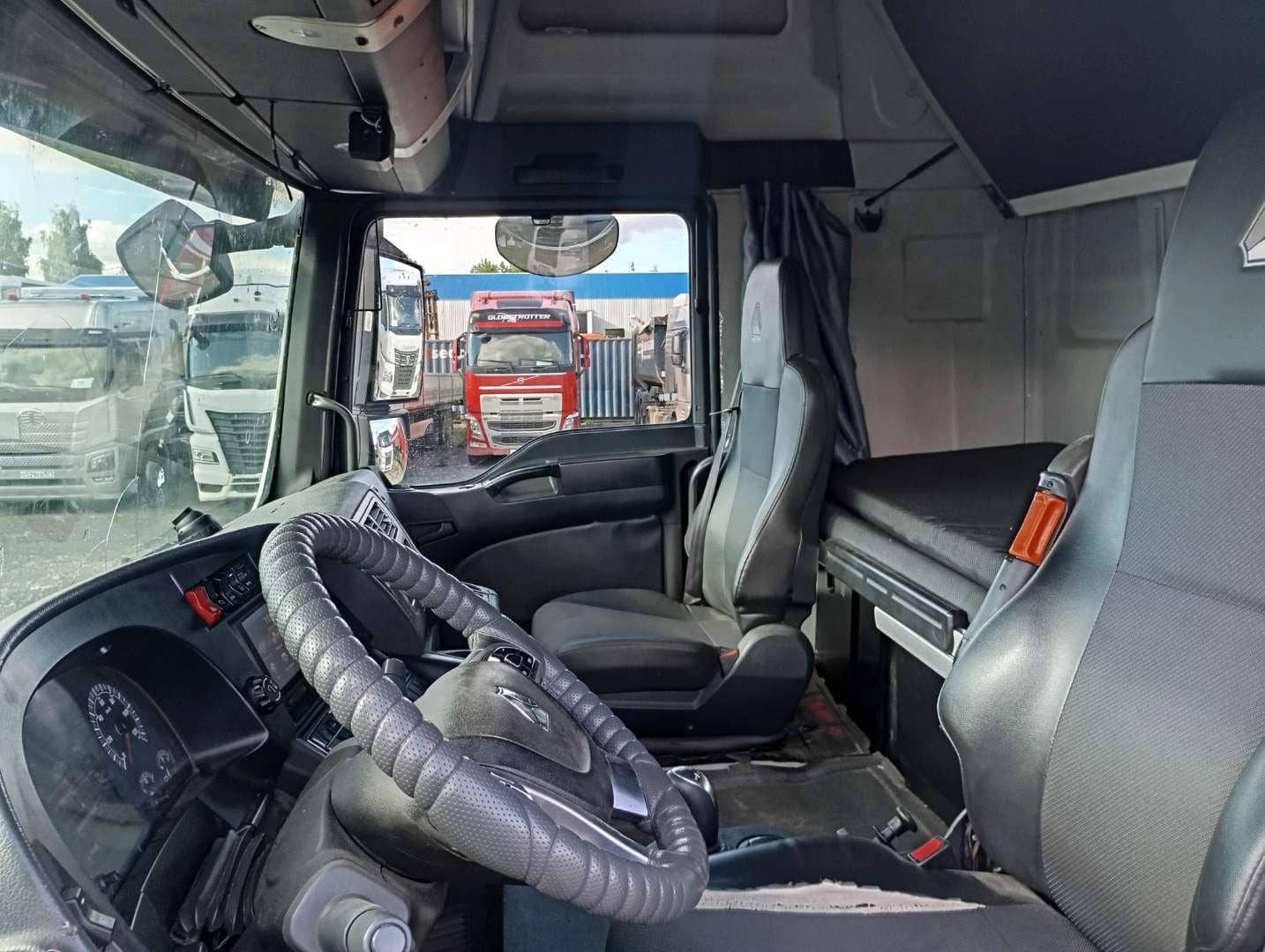 Sitrak C7H 4x2 ZZ4186V361HE,  744 271 км, 2022 года в лизинг