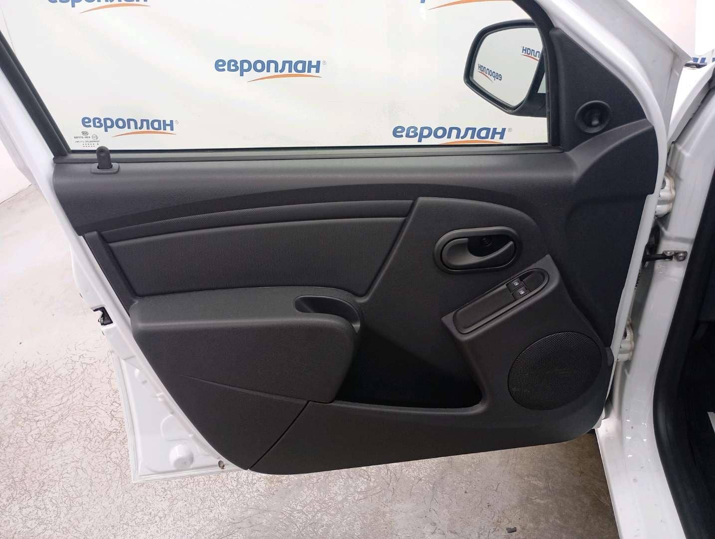 Lada Granta фургон,  981 км, 2024 года в лизинг