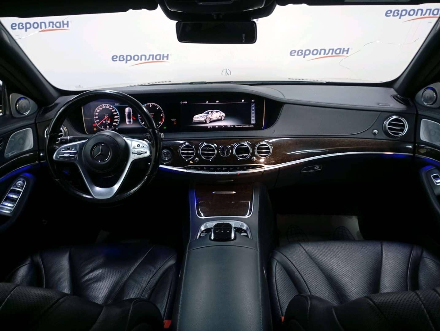 Mercedes-Benz S седан,  289 295 км, 2018 года в лизинг