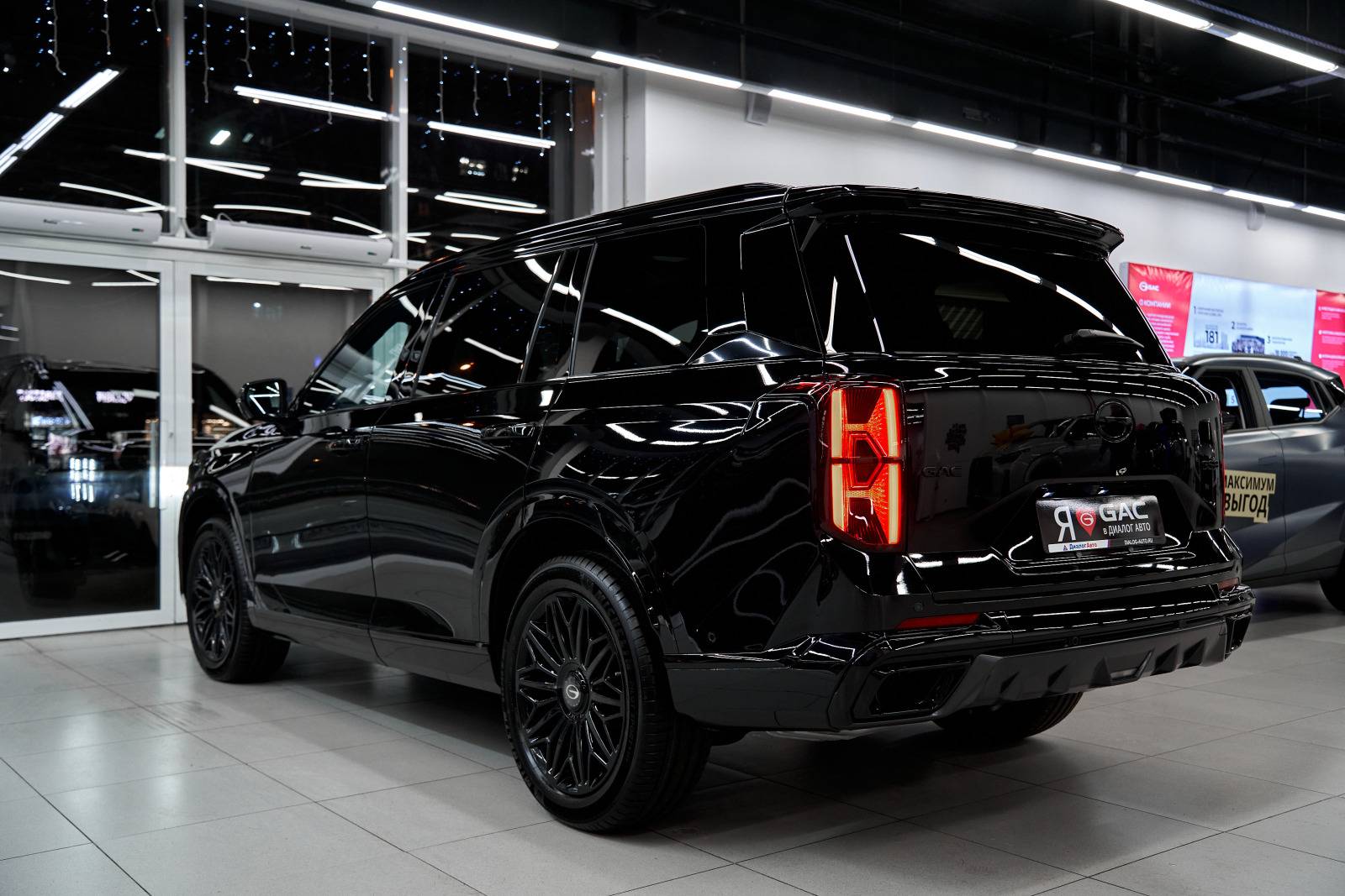 GAC GS8 Джи-Икс Премиум 2.0 АТ полный привод (GX Premium)