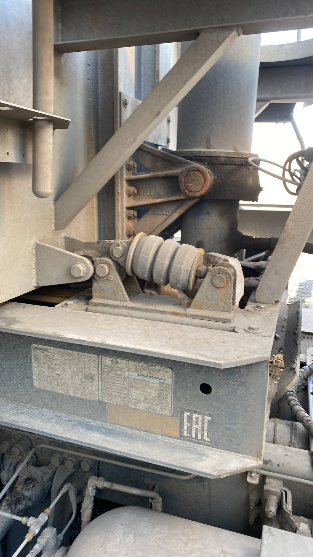 BODEX Самосвальный KIS 4WA1 40 м³, 2023 года в лизинг