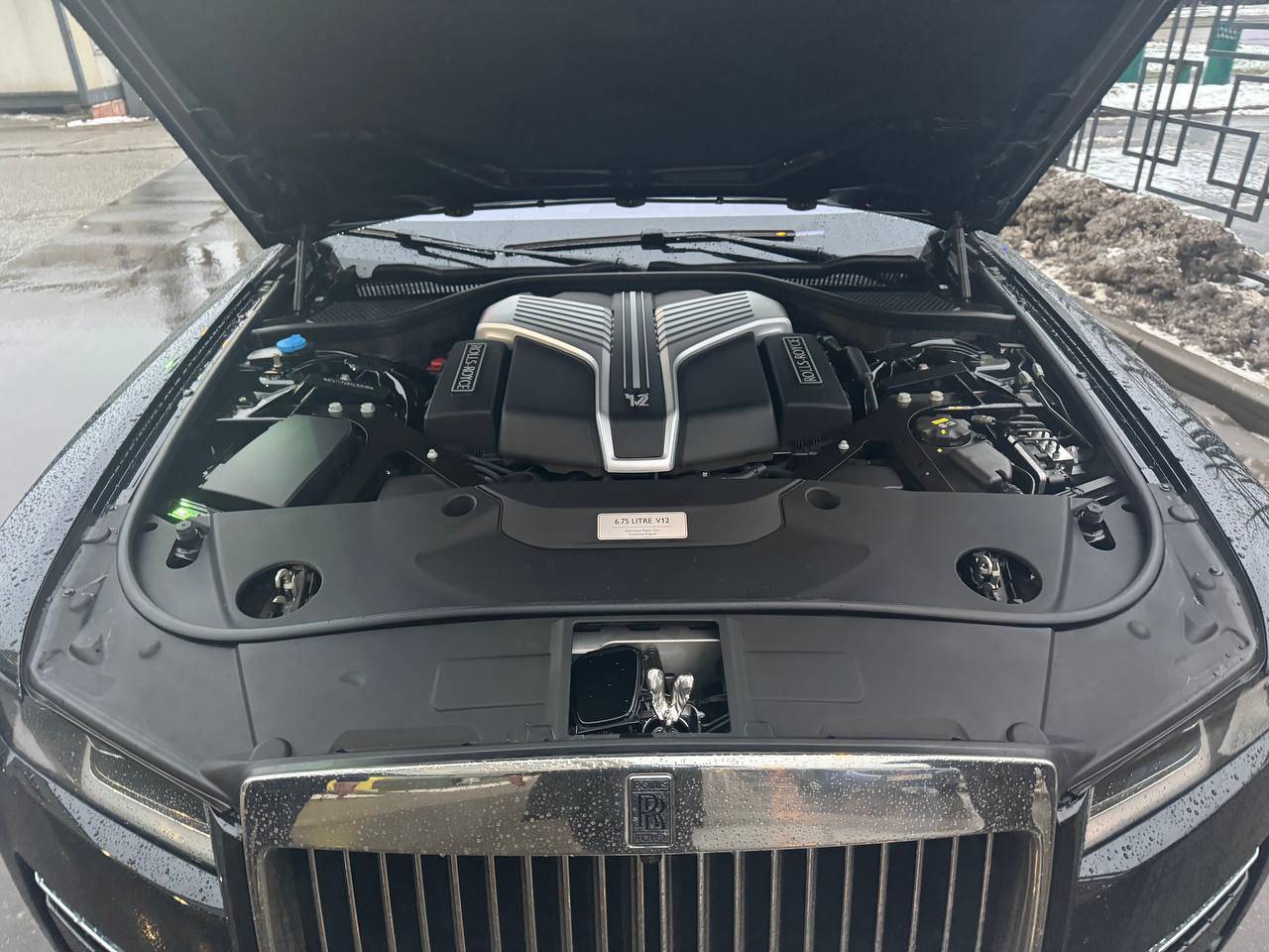 Rolls-Royce Ghost,  8 150 км, 2021 года в лизинг