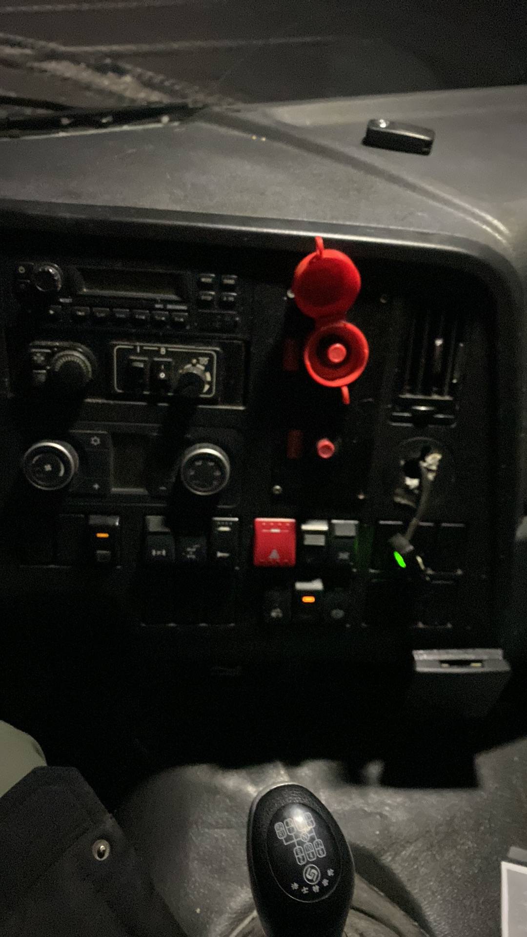 Shacman SX42584V324,  281 354 км, 2022 года в лизинг