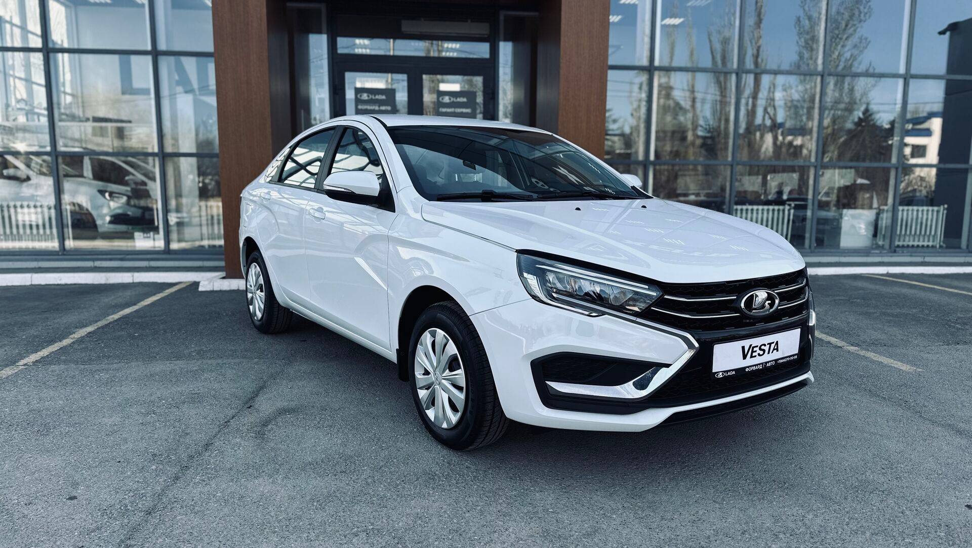 Lada Vesta седан Life 24 1.6 106hp AT