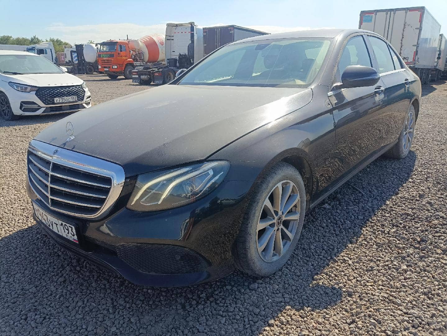 Mercedes-Benz E седан,  206 729 км, 2019 года в лизинг
