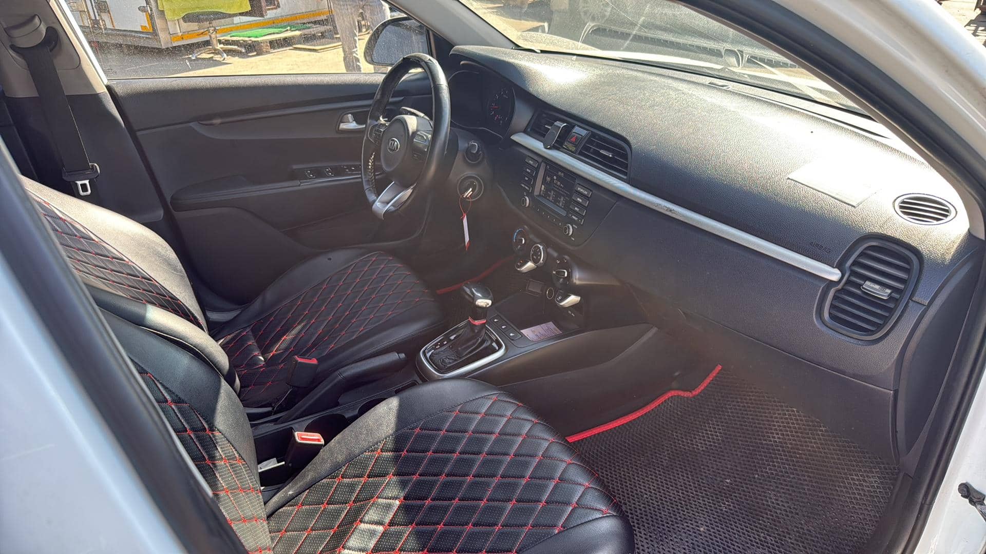 KIA Rio X-Line,  276 658 км, 2019 года