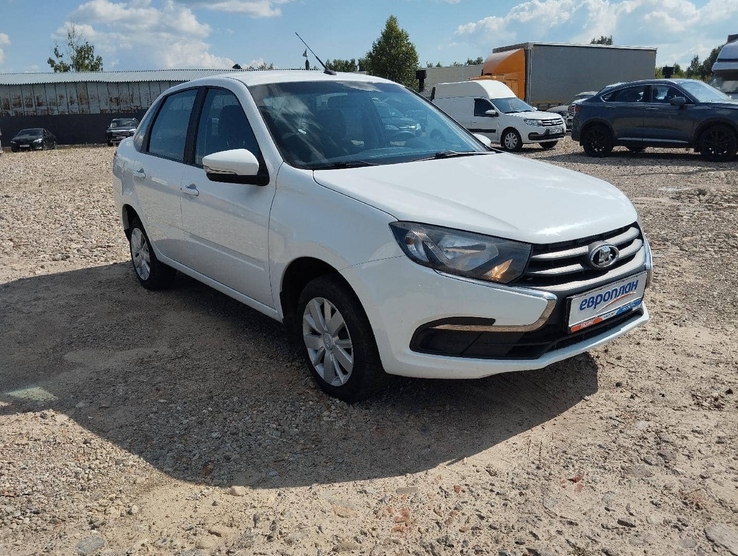 Lada Granta седан,  94 330 км, 2023 года в лизинг