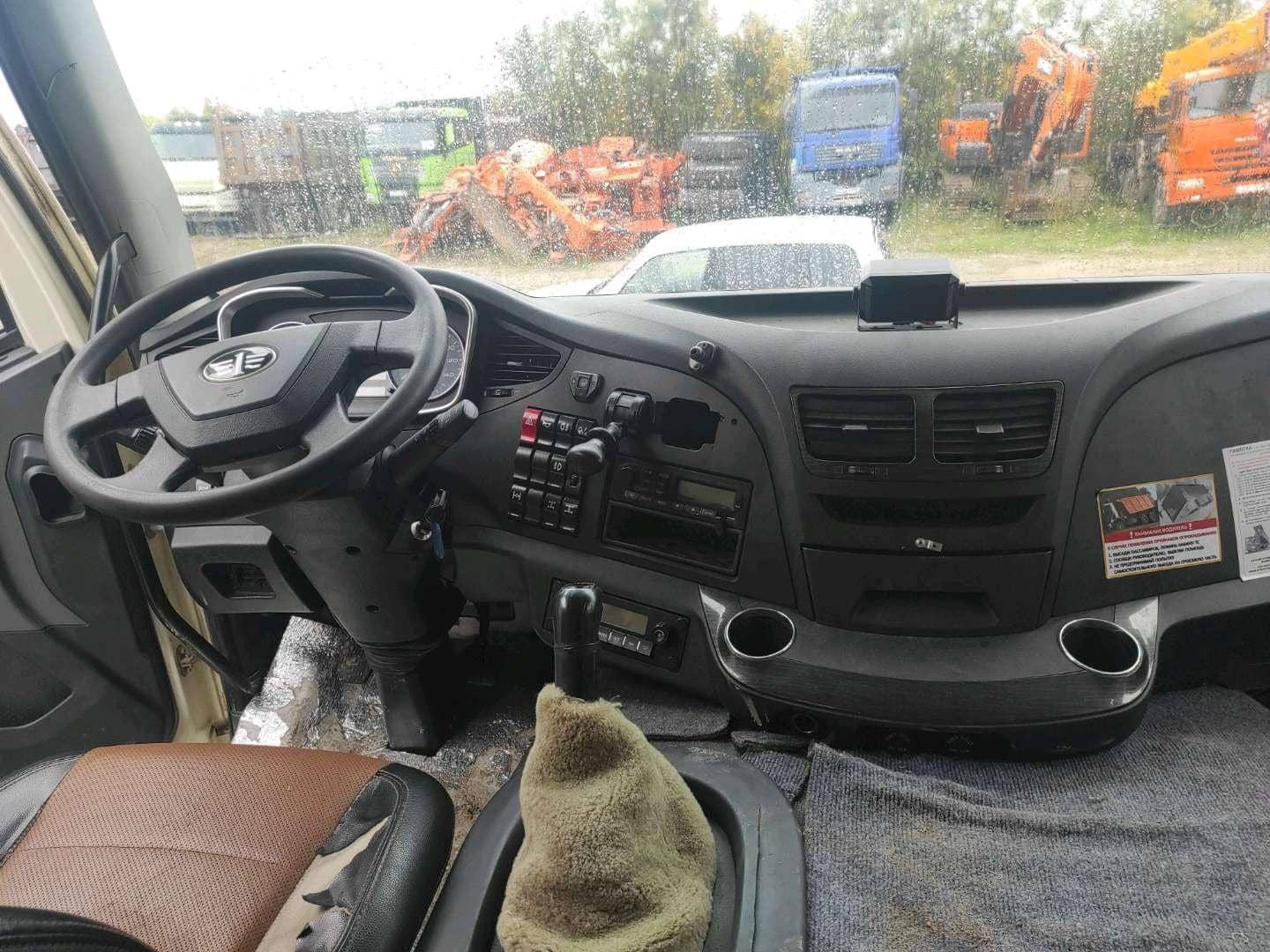 FAW CA3250P66K24L1TE5 6x6,  162 151 км, 2023 года в лизинг