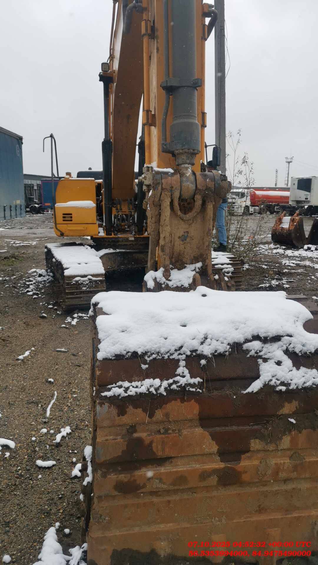 LiuGong CLG922E, 2022 года